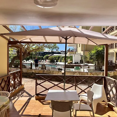 Neptuno Poll Y Experience Apartment *