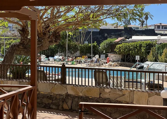 Neptuno Pool & Experience By Sydney Playa Sur 푸에르토 데 산티아고